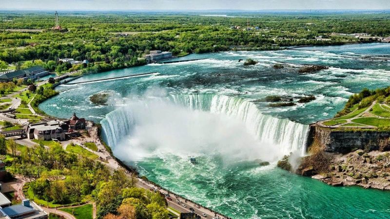 Niagara Waterfall Freezing negara paling kuat di dunia